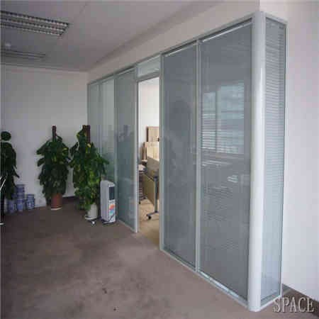 宁夏83双玻隔断